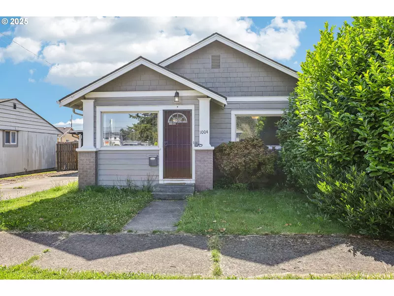 1004 S 5TH AVE, Kelso, WA 98626