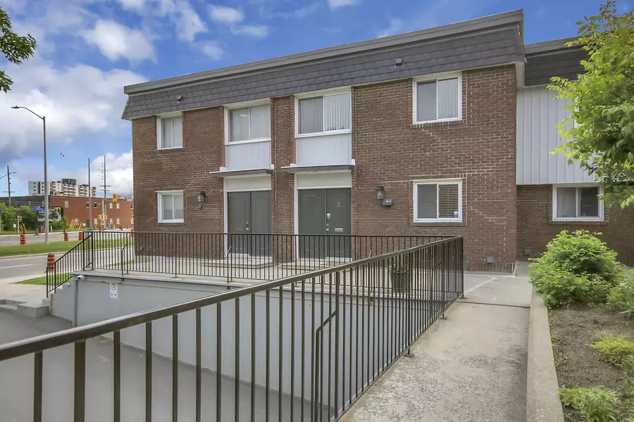 1821 WALKLEY RD #1, Alta Vista And Area, ON K1H 6X9