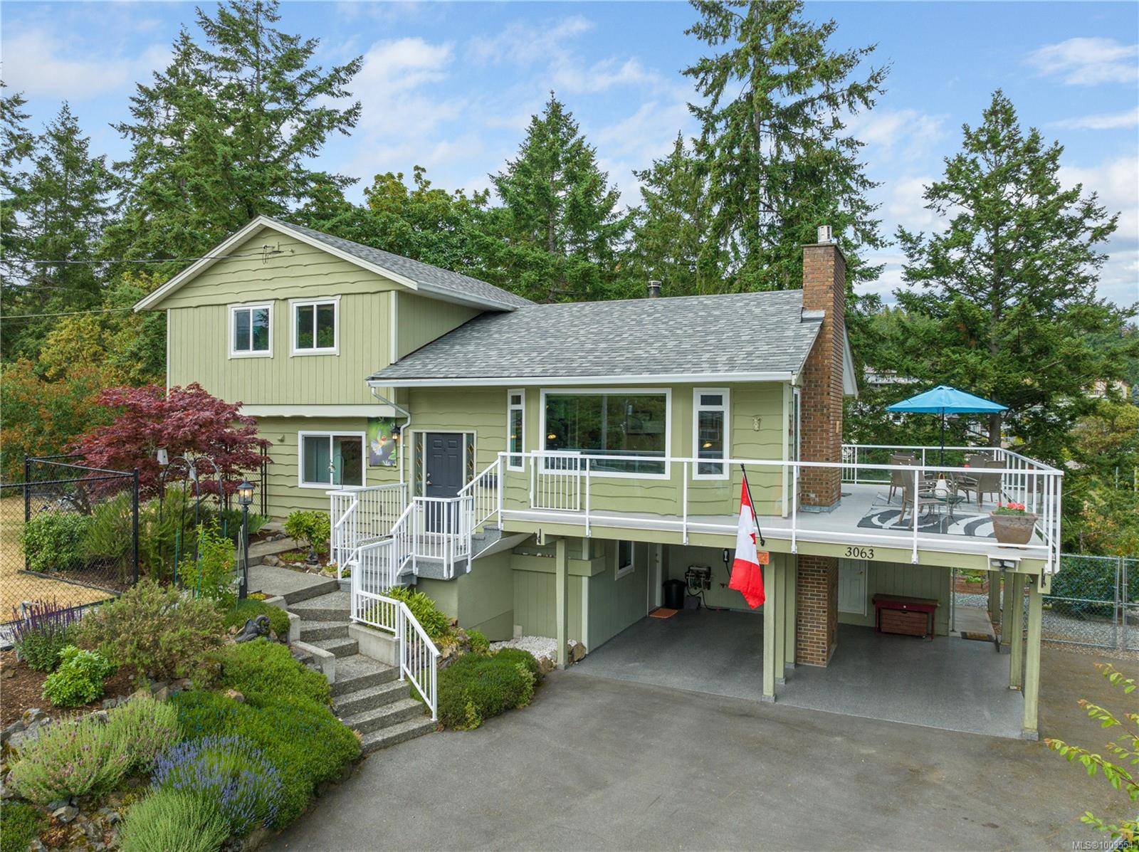 3063 Robin Hood Dr, Nanaimo, BC V9T 1N9