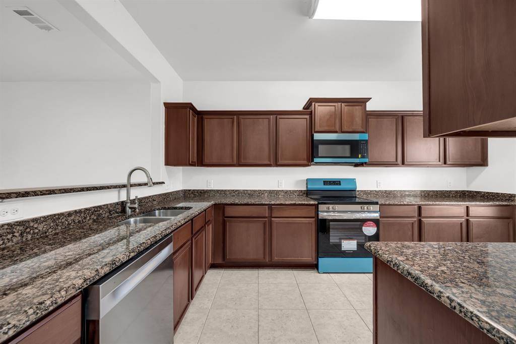 Fort Worth, TX 76179,6173 Chalk Hollow Drive