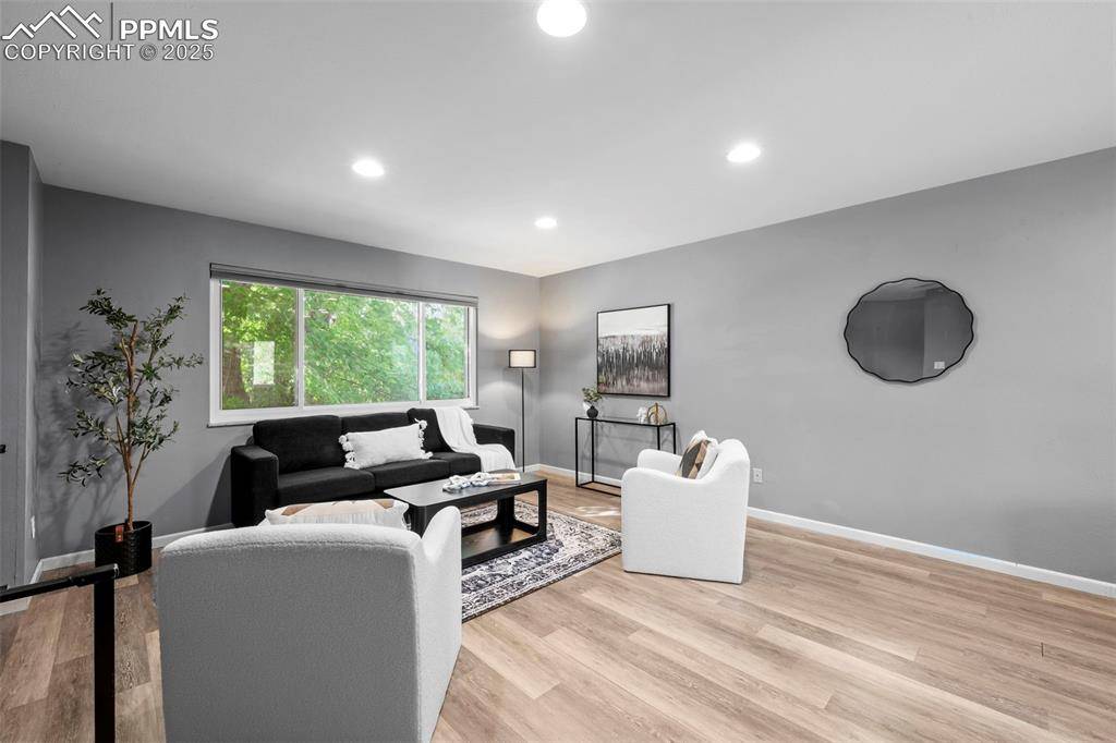 Colorado Springs, CO 80915,1310 Commanchero DR