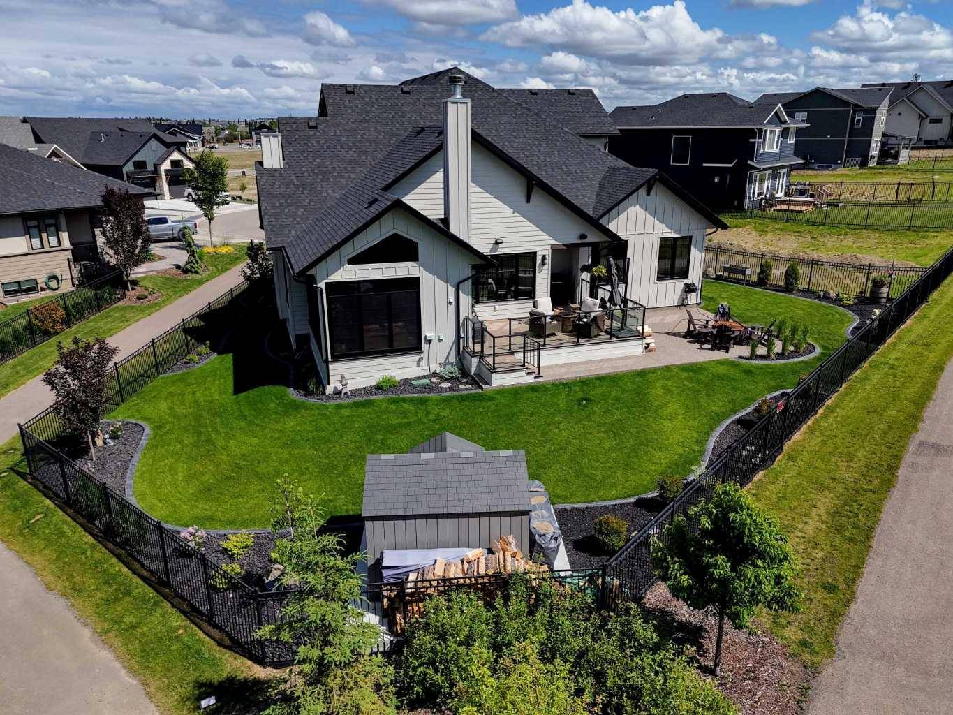 Sylvan Lake, AB T4S 0S5,10 Sweetgrass PL