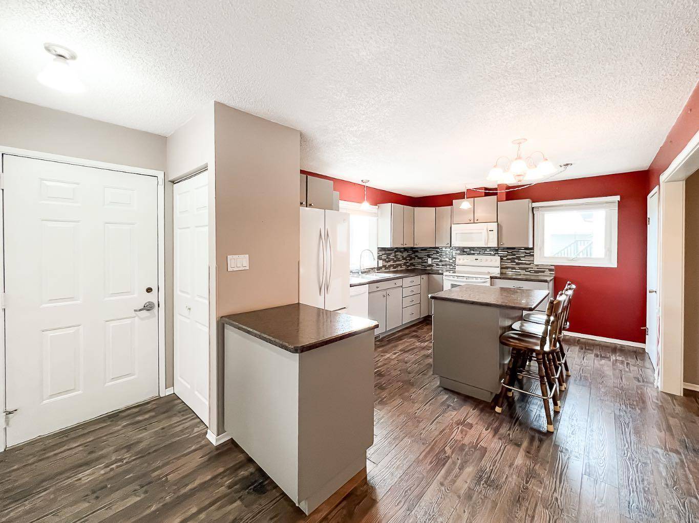 Falher, AB T0H 1M0,120 5 AVE SW