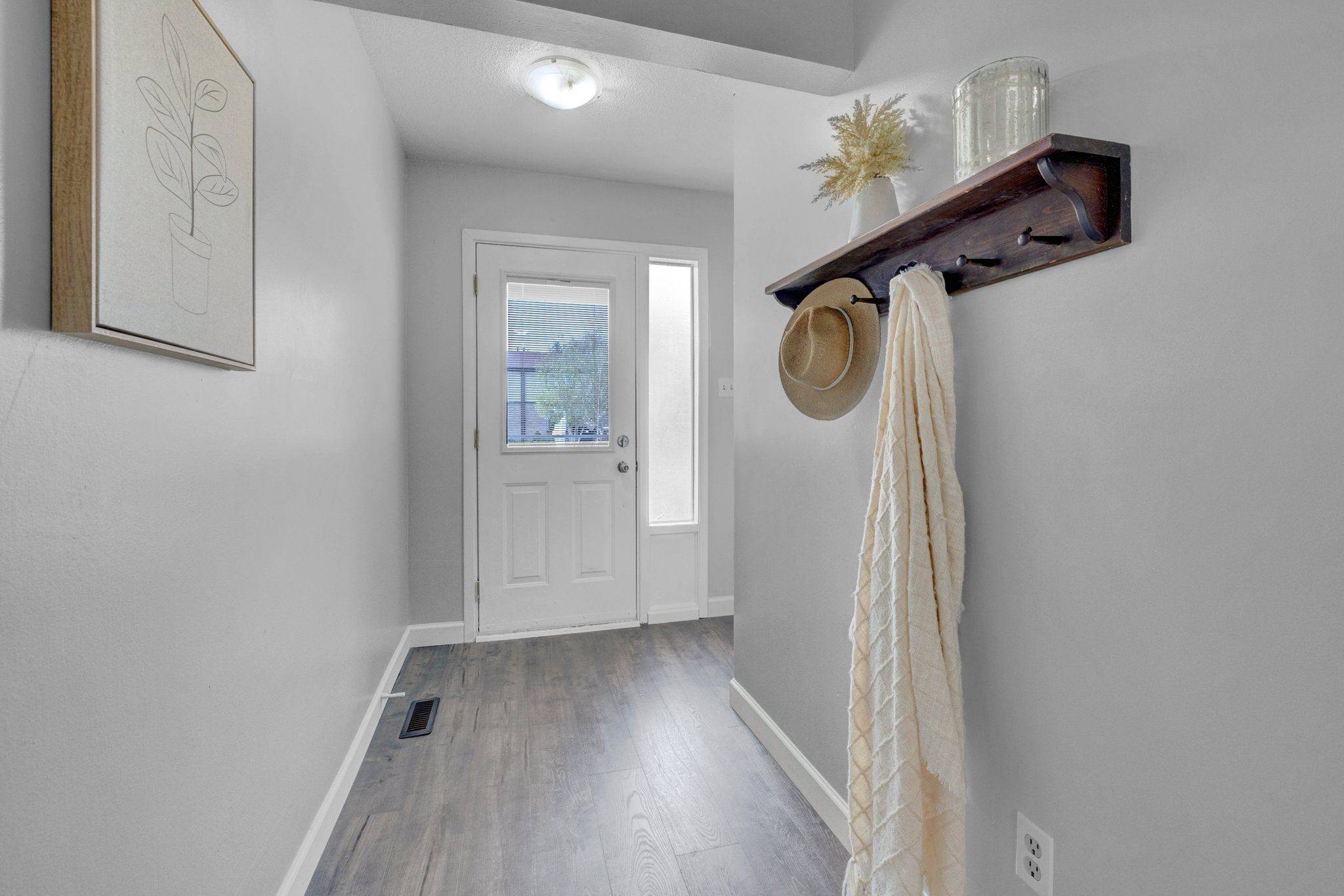 Clarington, ON L1C 3P8,54 Alonna ST