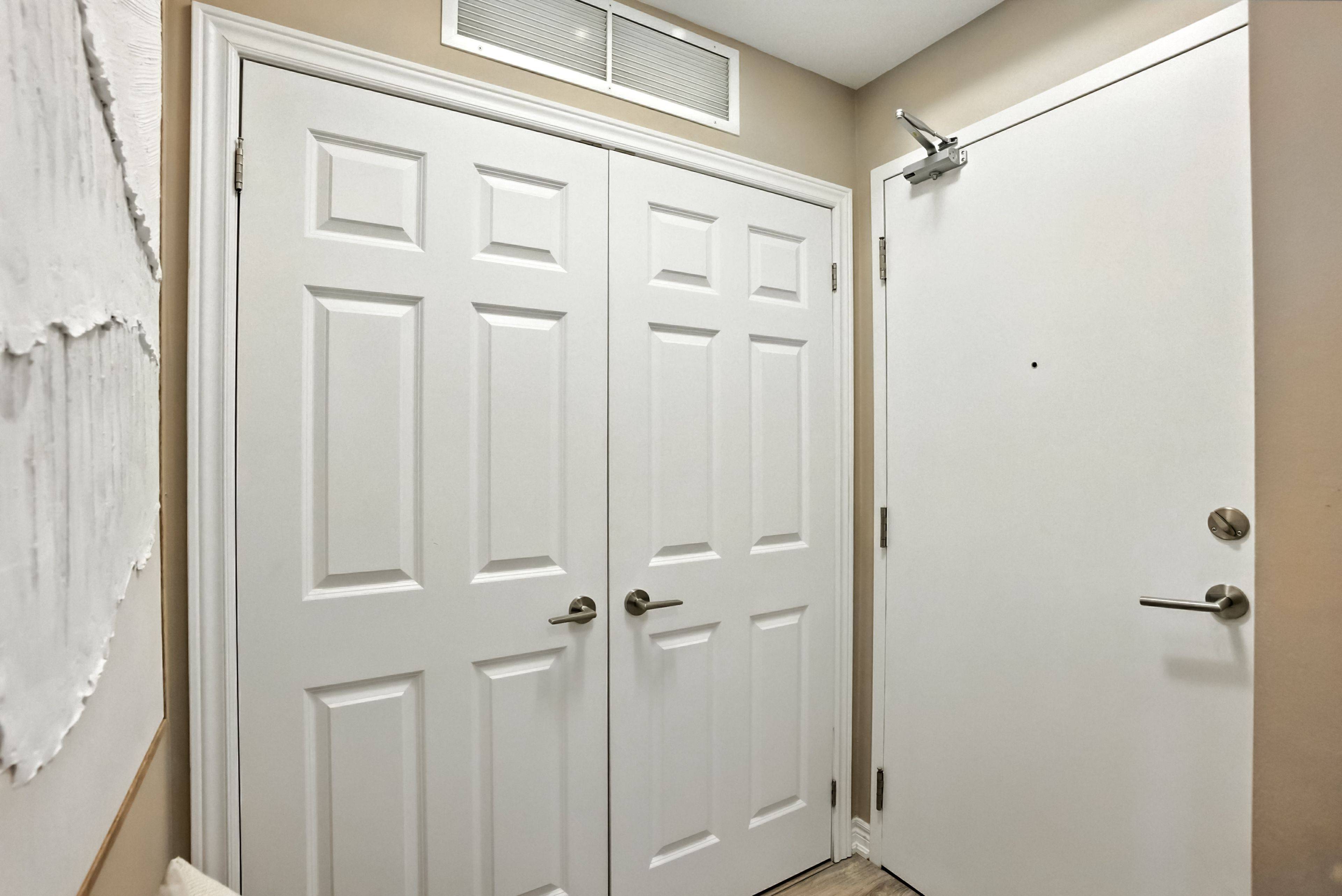 Whitby, ON L1N 0L1,660 Gordon ST #113