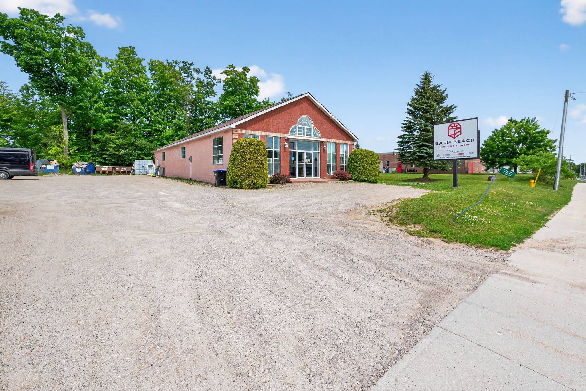 Midland, ON L4R 4K4,760 Balm Beach RD E