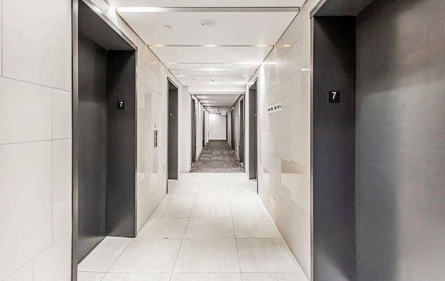 Mississauga, ON L3B 0L4,4065 Confederation Pkwy #703