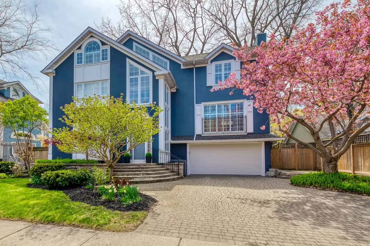 Oakville, ON L6K 3J7,48 Forsythe ST
