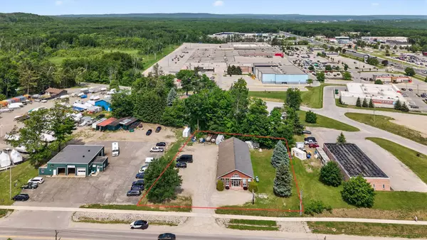 760 Balm Beach RD E, Midland, ON L4R 4K4