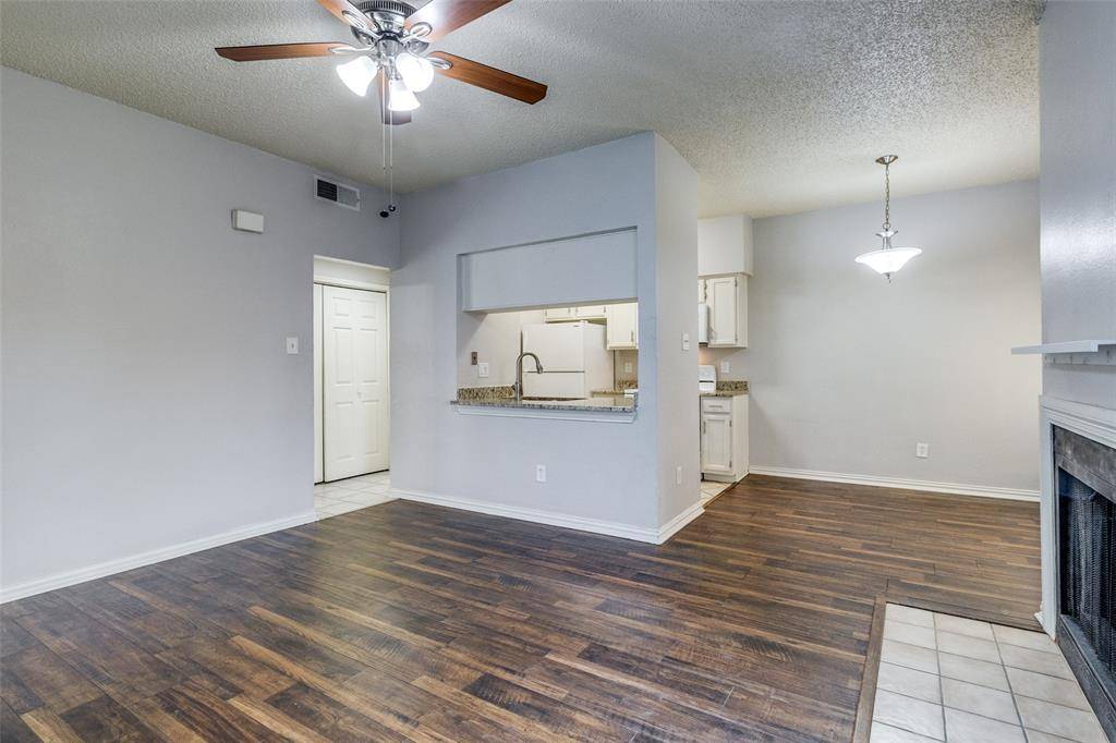 Dallas, TX 75243,9747 Whitehurst Drive #150