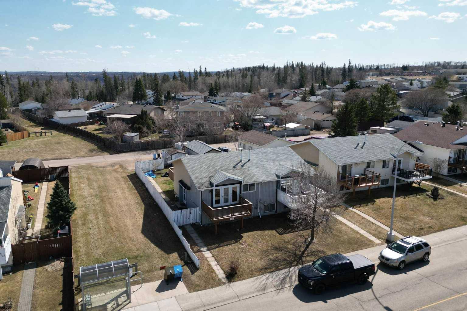 Fort Mcmurray, AB T9H3P2,321 Ross Haven DR