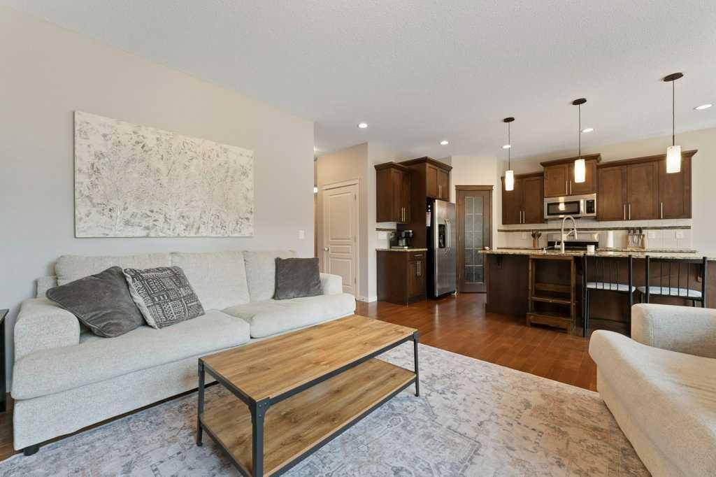Calgary, AB T3M 0N3,552 Auburn Bay DR SE