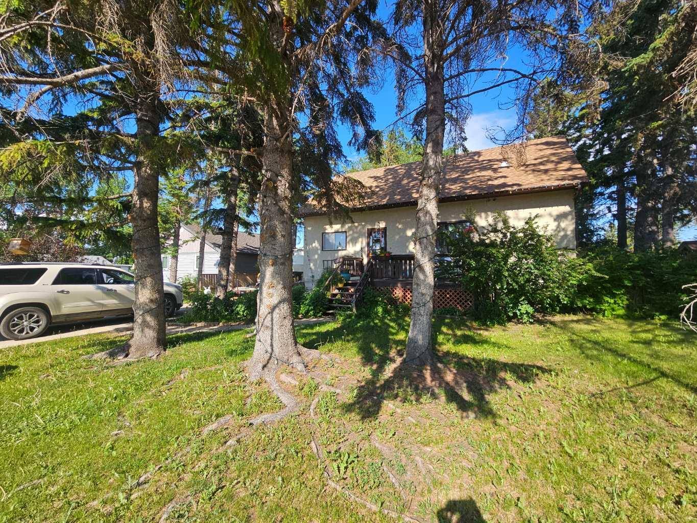 4535 46 ST, Sylvan Lake, AB T4S 1L2