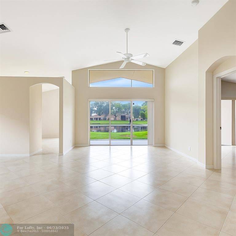 Boynton Beach, FL 33437,7359 Lugano Dr