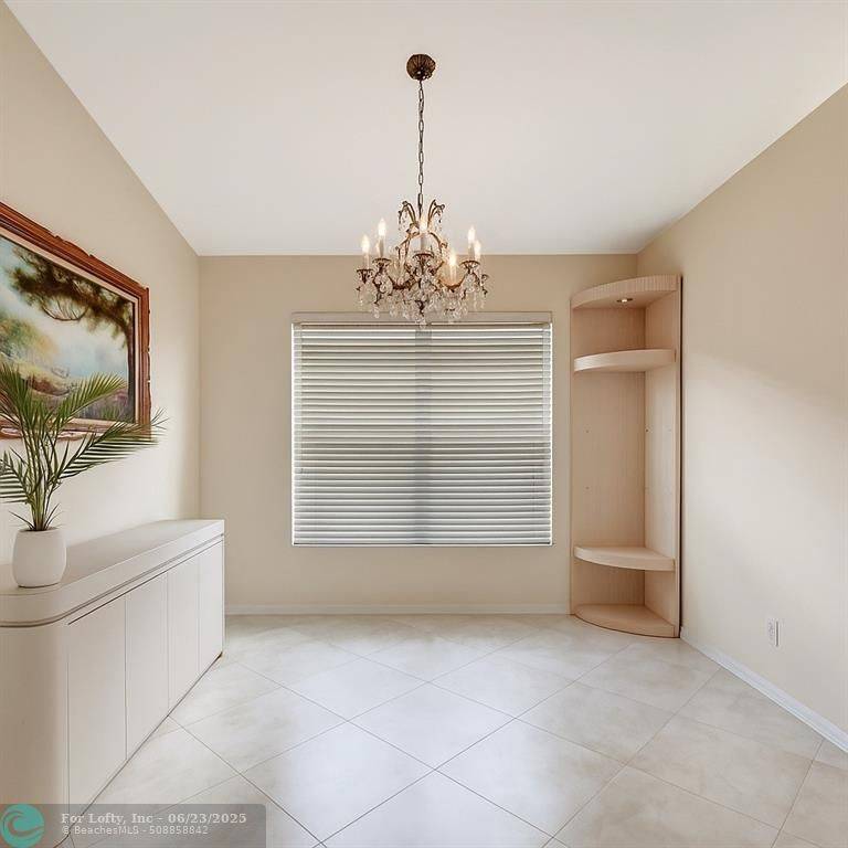 Boynton Beach, FL 33437,7359 Lugano Dr
