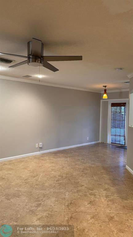 Deerfield Beach, FL 33442,2032 Discovery Cir #2032