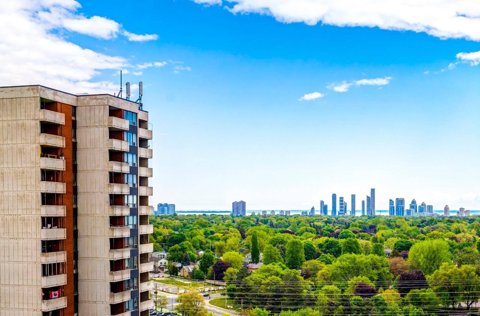 Toronto W08, ON M9A 0A4,7 Michael Power PL #1503