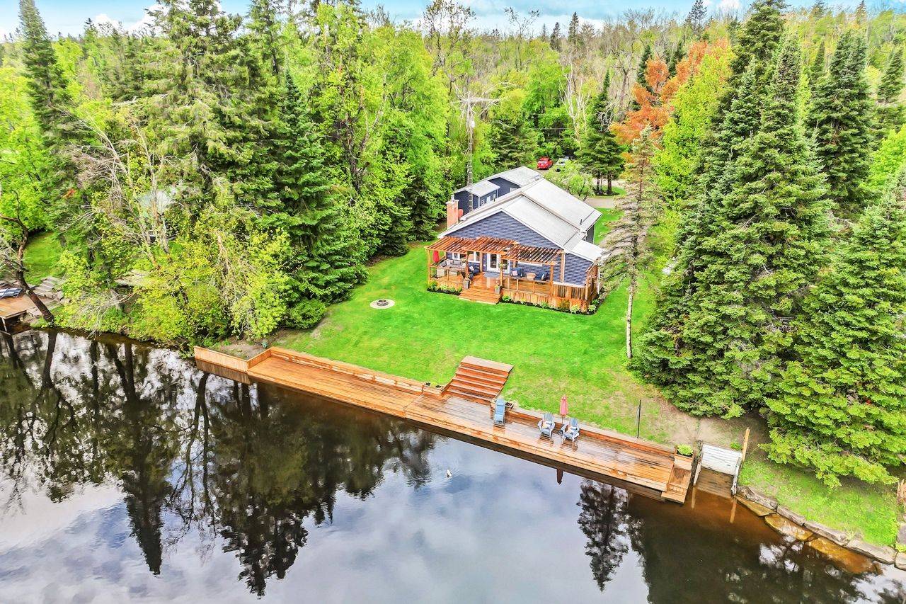 Kawartha Lakes, ON K0M 1N0,54 Riverbank RD