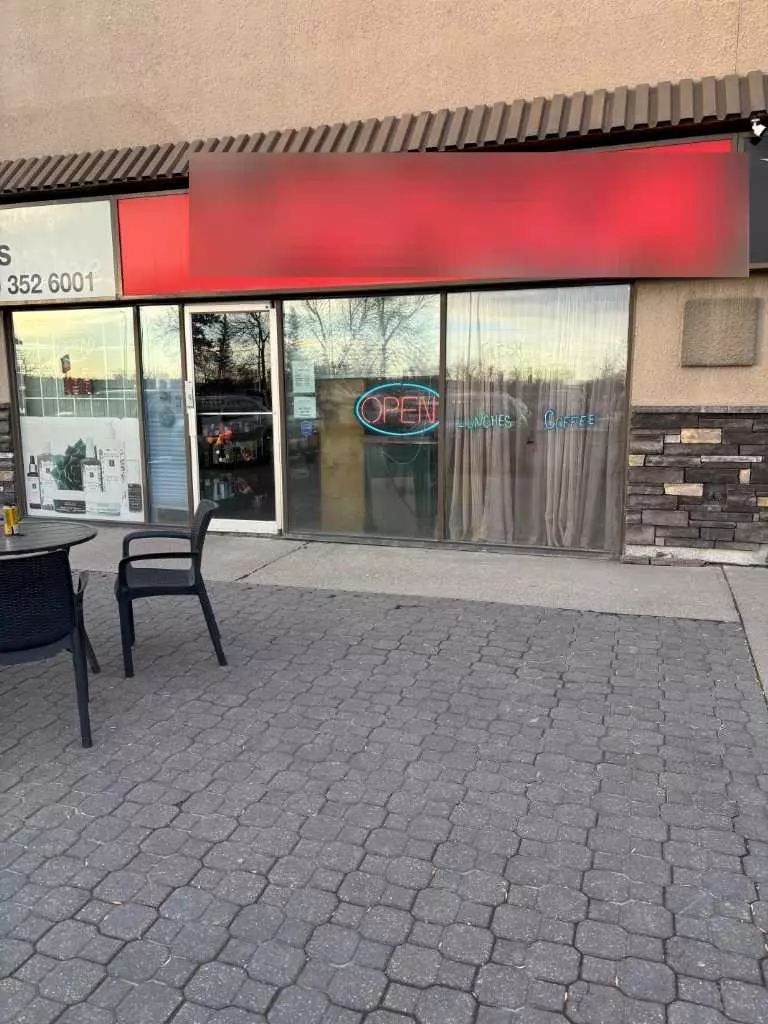 Calgary, AB T2J 7C3,380 Canyon Meadows DR SE #2116