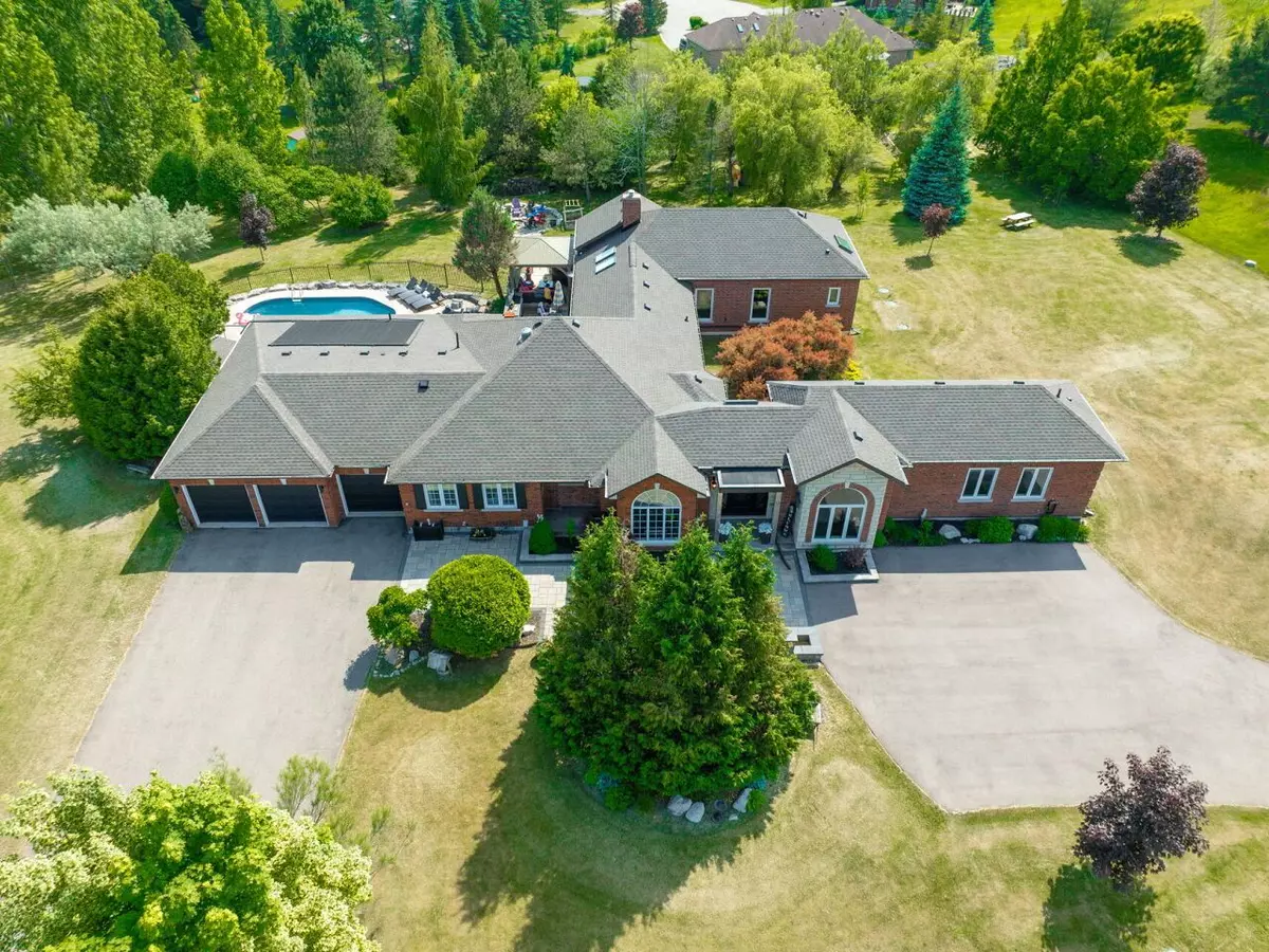 Milton, ON L0P 1B0,11132 MCFARLAND CT