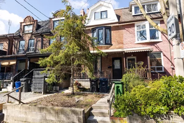 200 Roxton RD #Main, Toronto C01, ON M6J 2Y5