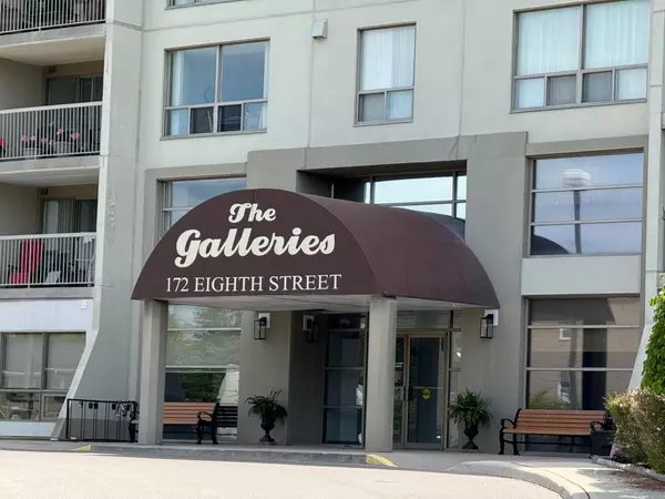 Collingwood, ON L9Y 4T2,172 Eighth ST #316
