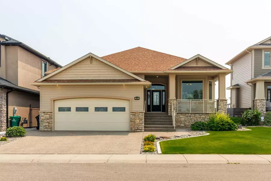 969 Canyonview PL W, Lethbridge, AB T1K 5R9