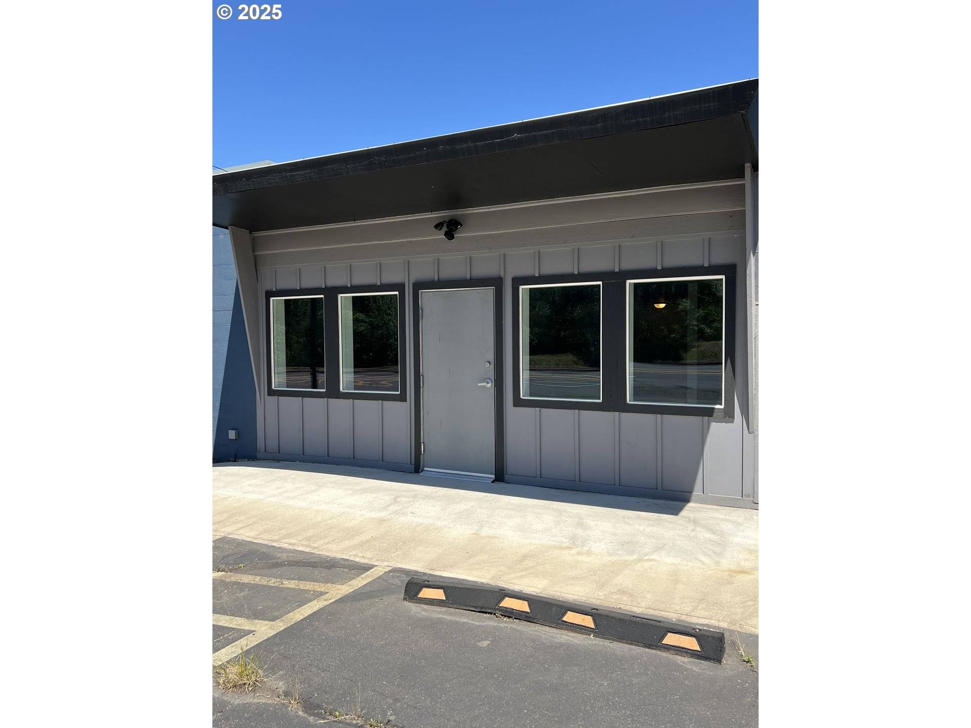Oakridge, OR 97463,48017 HIGHWAY 58