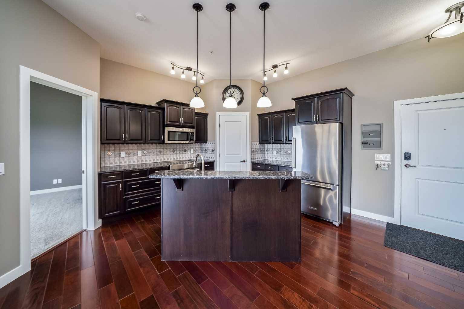 Red Deer, AB T4N 0T2,5110 36 ST #403