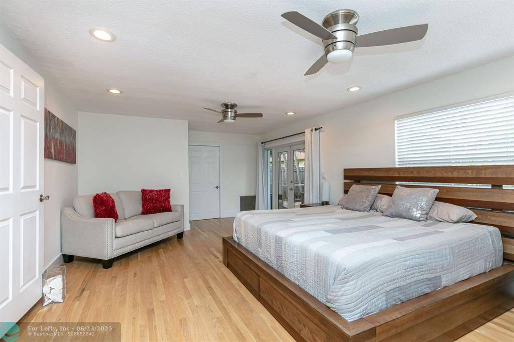 Pompano Beach, FL 33060,825 NE 10th Avenue