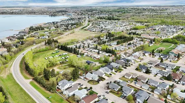 Sylvan Lake, AB T4S 1T9,5801 Lakeshore DR
