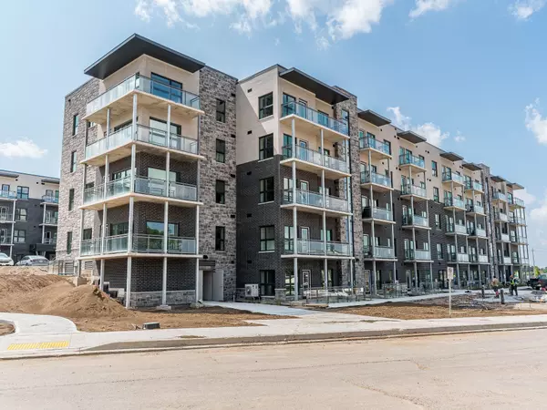 Kitchener, ON N2A 0L3,1101 Lackner PL #T2
