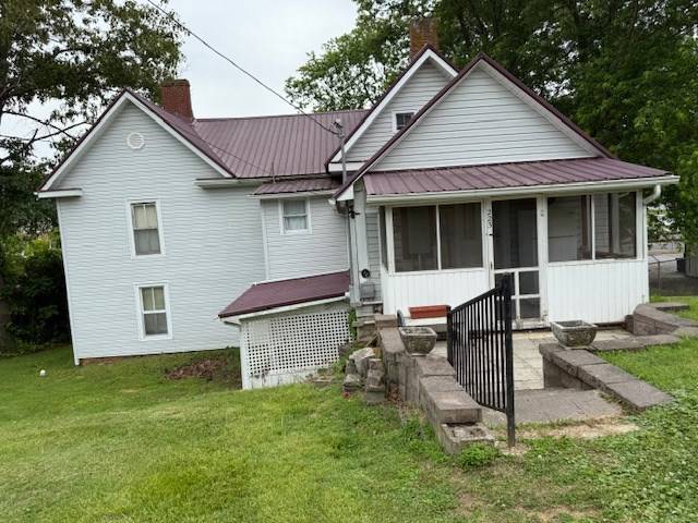 Rural Retreat, VA 24368,223 Richmond Avenue