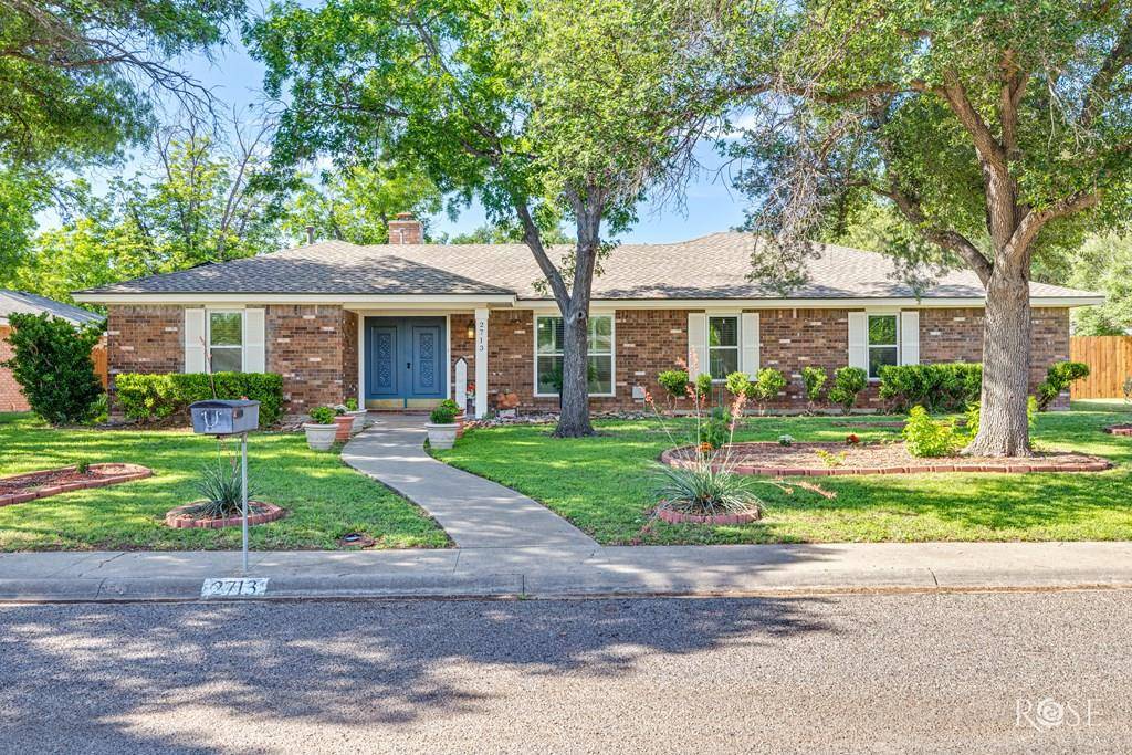 2713 Canyon Creek Dr, San Angelo, TX 76904