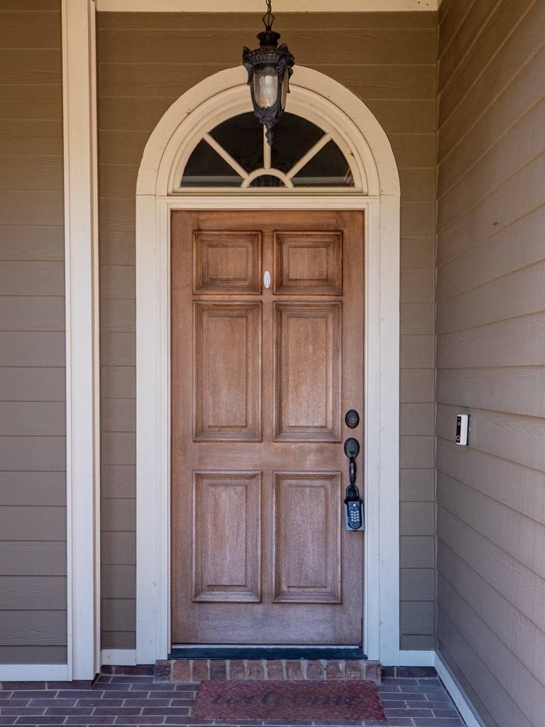 Hahira, GA 31632,4474 Mahan Dr