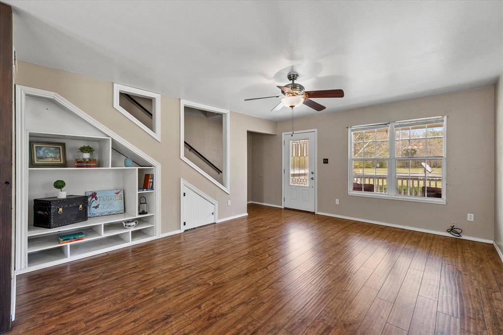 Mount Vernon, TX 75457,182 Kim Street