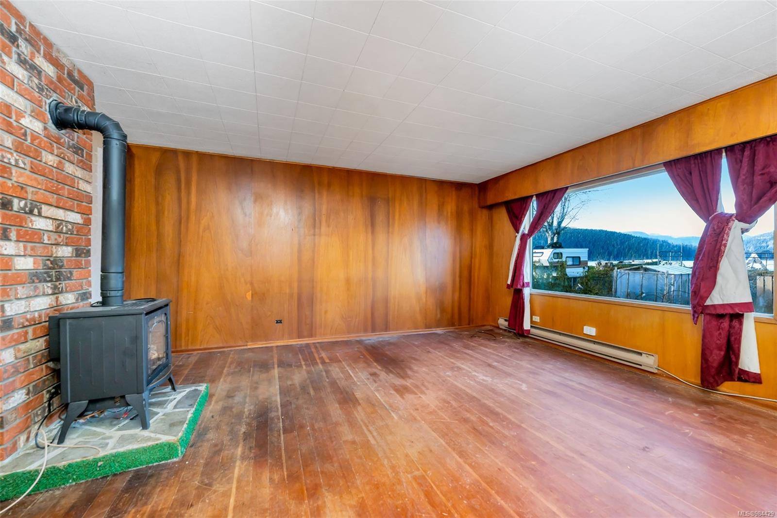 Port Renfrew, BC V0S 1N0,6672 Queesto Dr
