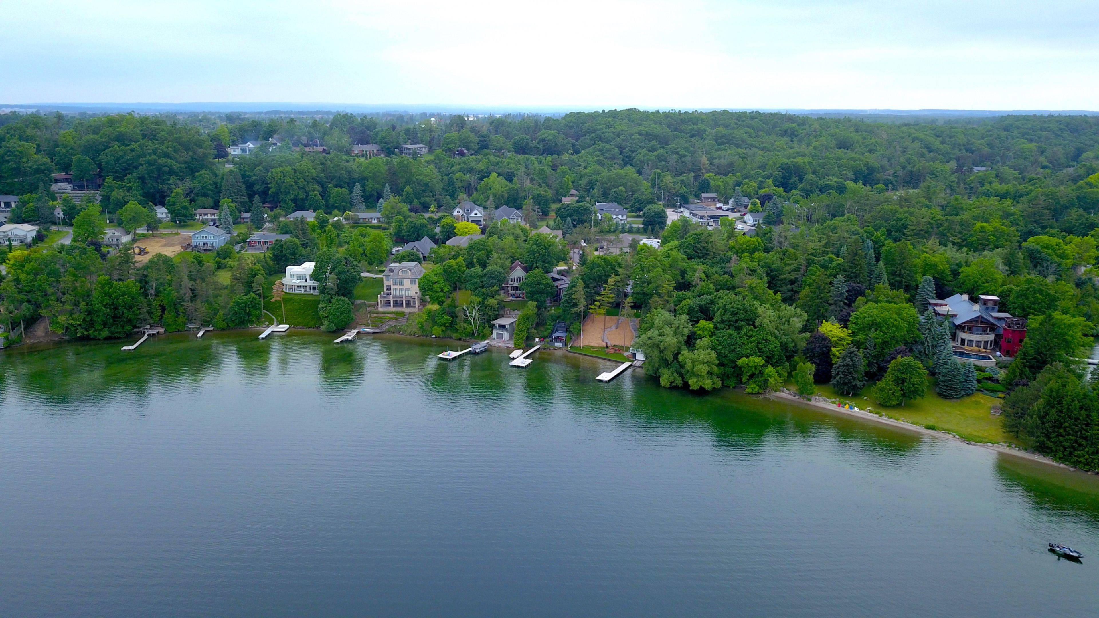 Oro-medonte, ON L4M 1E8,65 Barrie TER