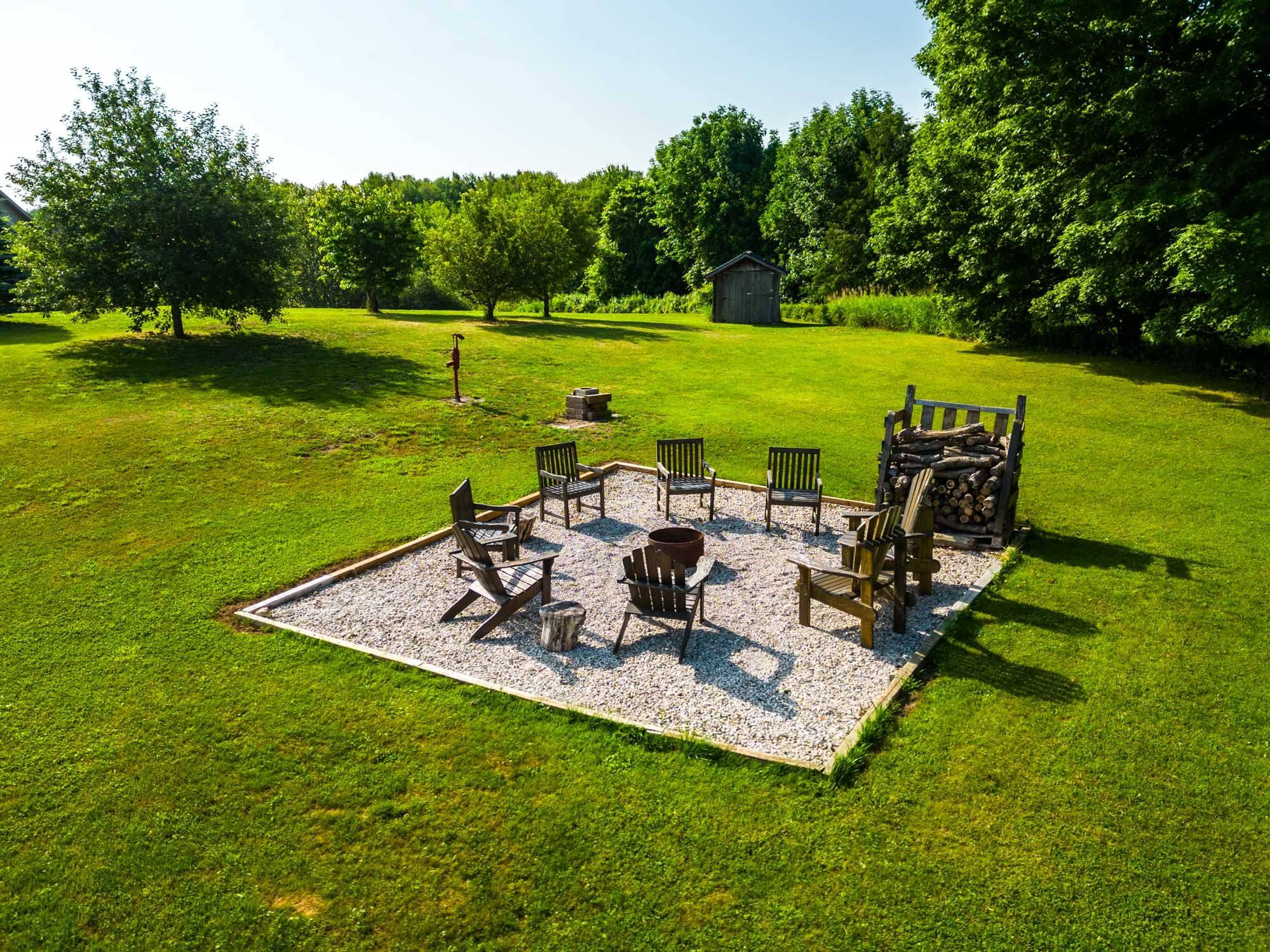 Chatsworth, ON N0H 1G0,803148 Puddicombe LN