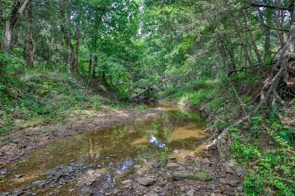 Gainesville, TX 76240,783 County Road 128