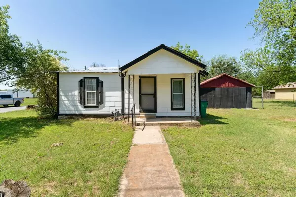 690 S Sixth Street,  Stephenville,  TX 76401
