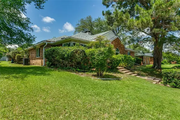 Coppell, TX 75019,213 S Macarthur Boulevard