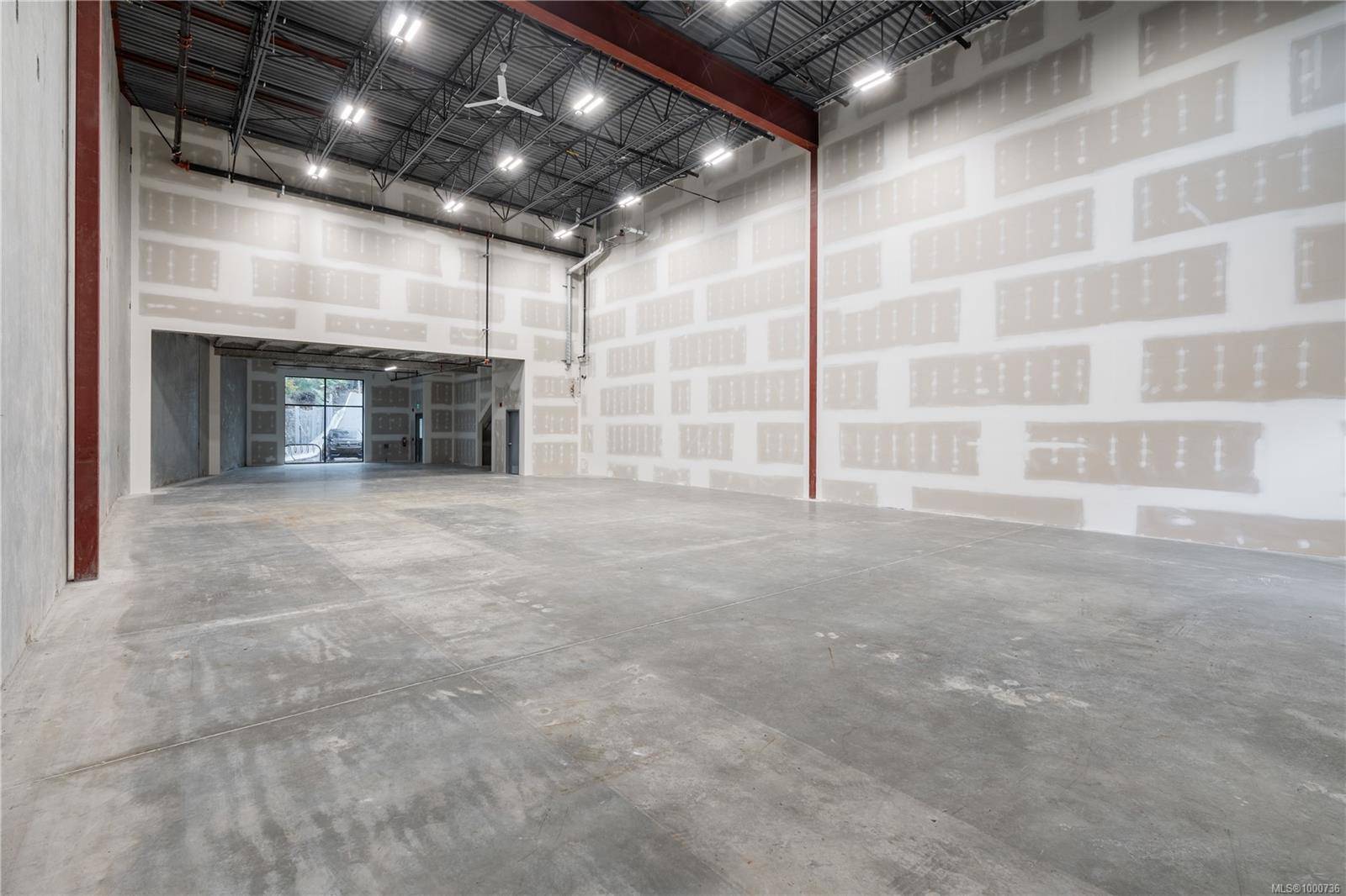 Langford, BC V9B 6W5,834 McCallum Rd #111