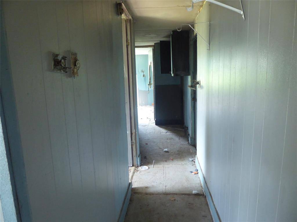 Chandler, TX 75758,20362 Red Oak Street