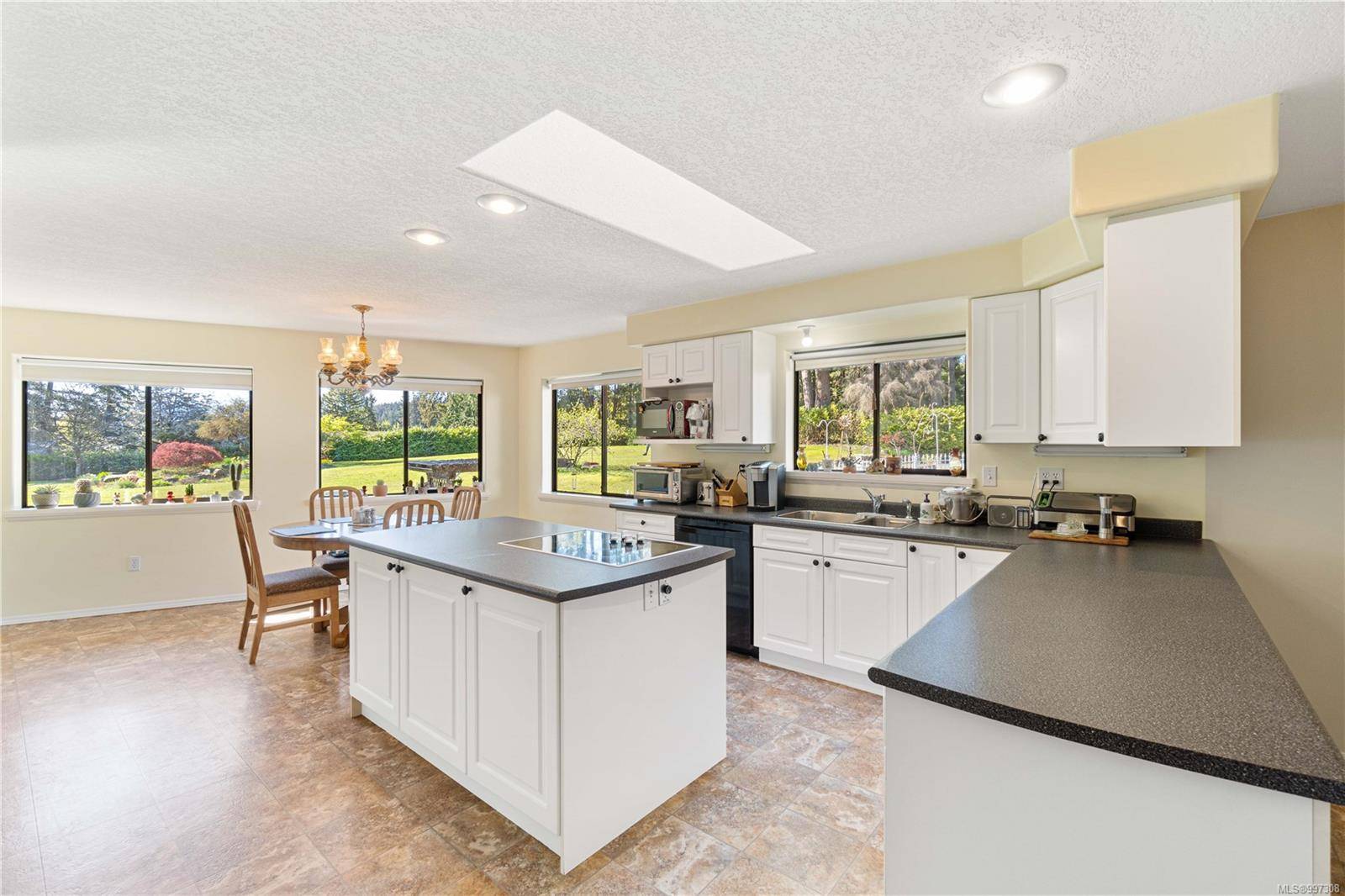 Nanaimo, BC V9X 1S4,2369 South Wellington Rd