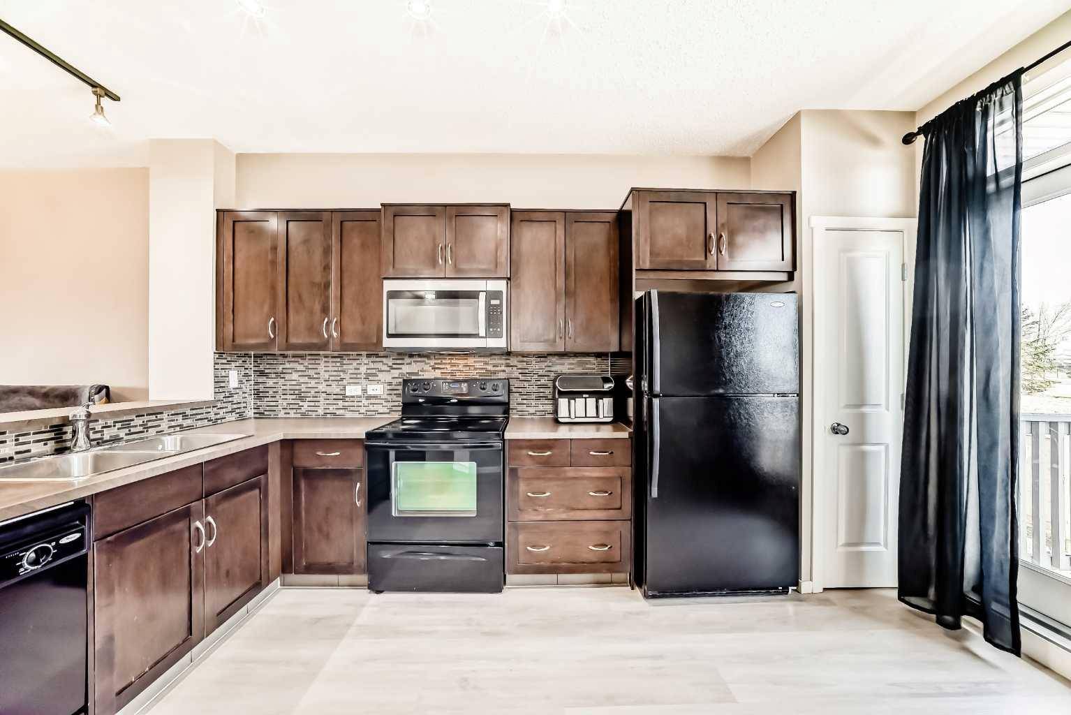 Calgary, AB T3K 0R9,125 Panatella WAY Northwest #1806