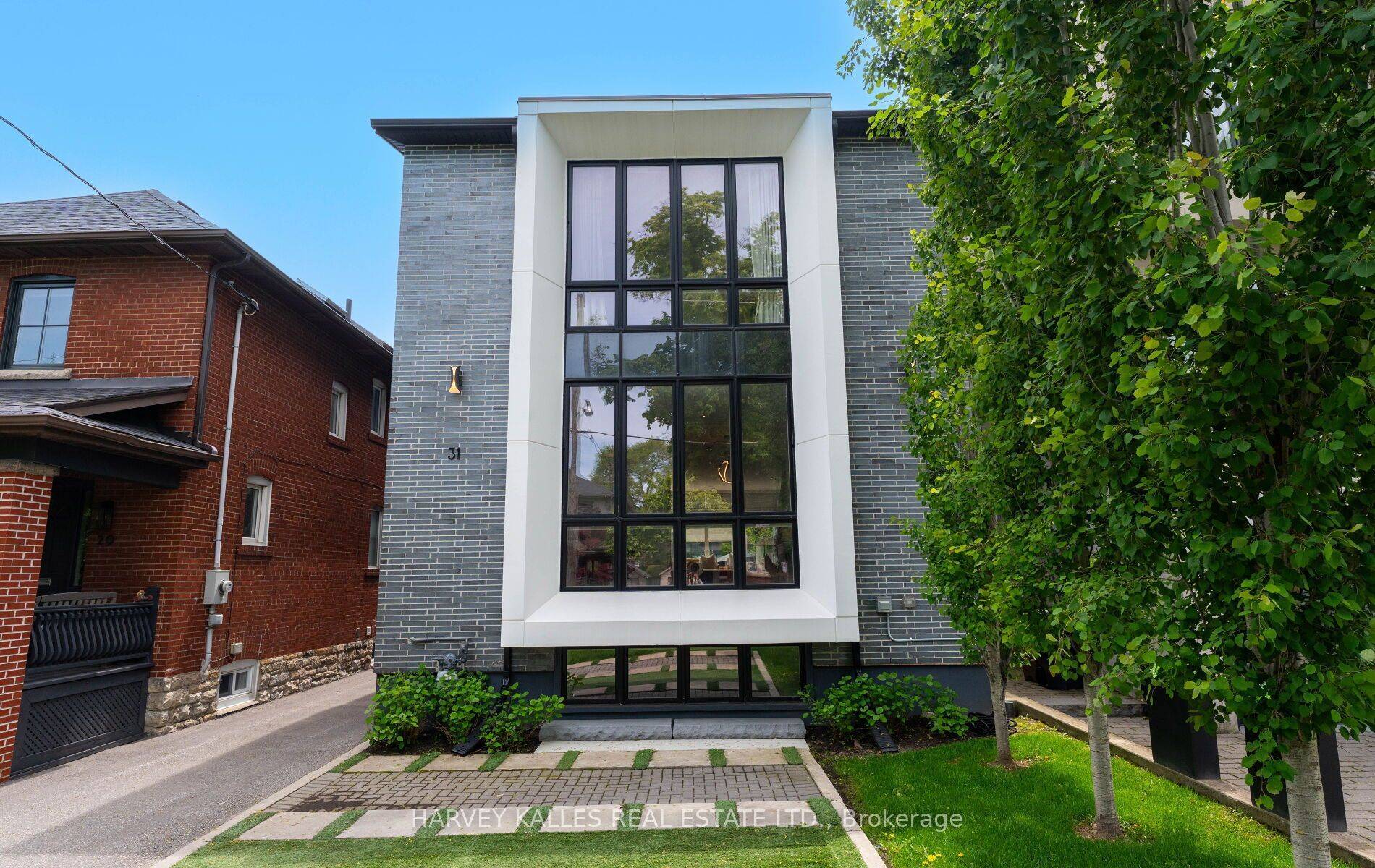 Toronto C02, ON M5P 1K4,31 Kilbarry RD
