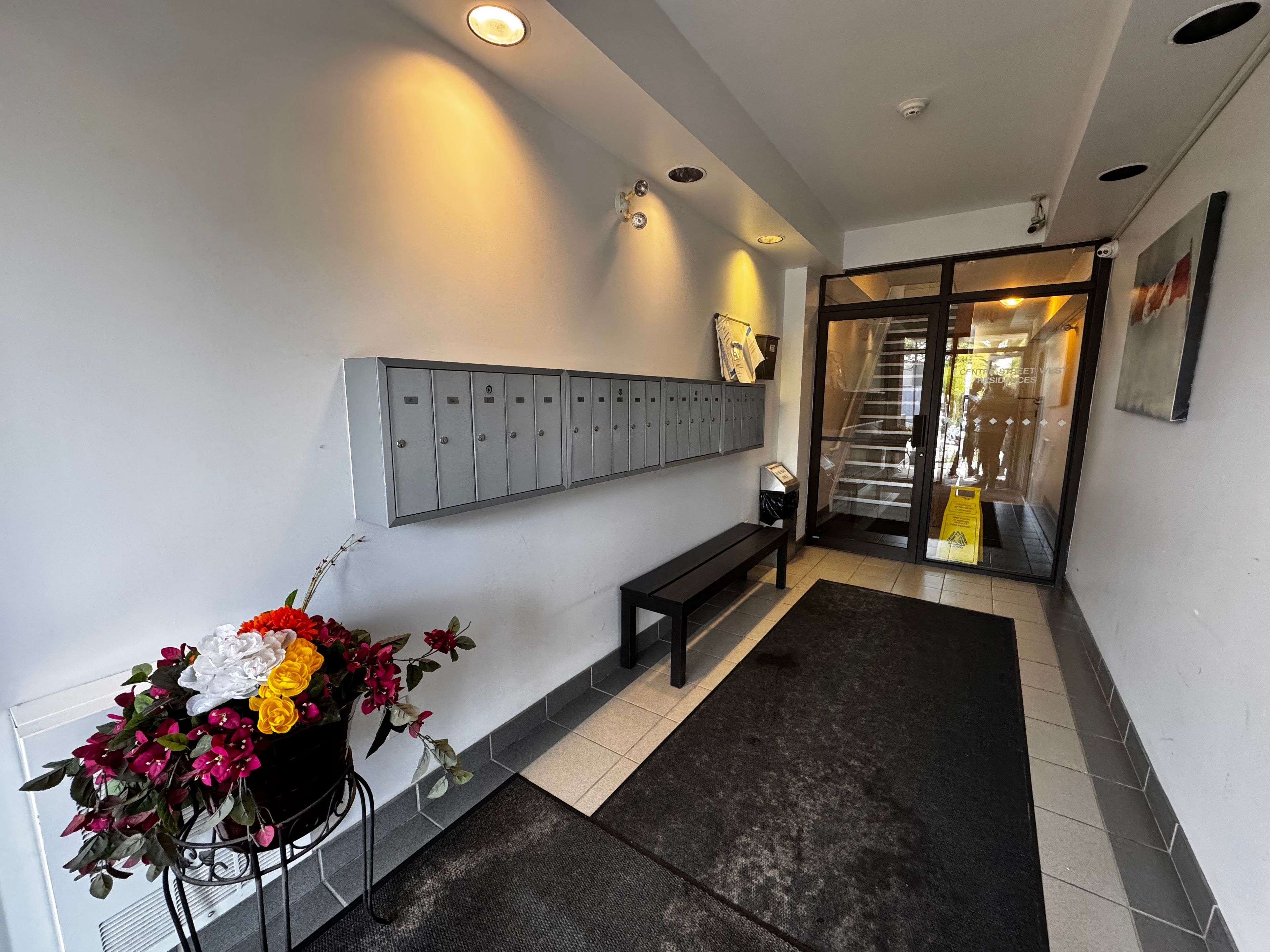 Richmond Hill, ON L4C 3P3,1 Centre ST W #101
