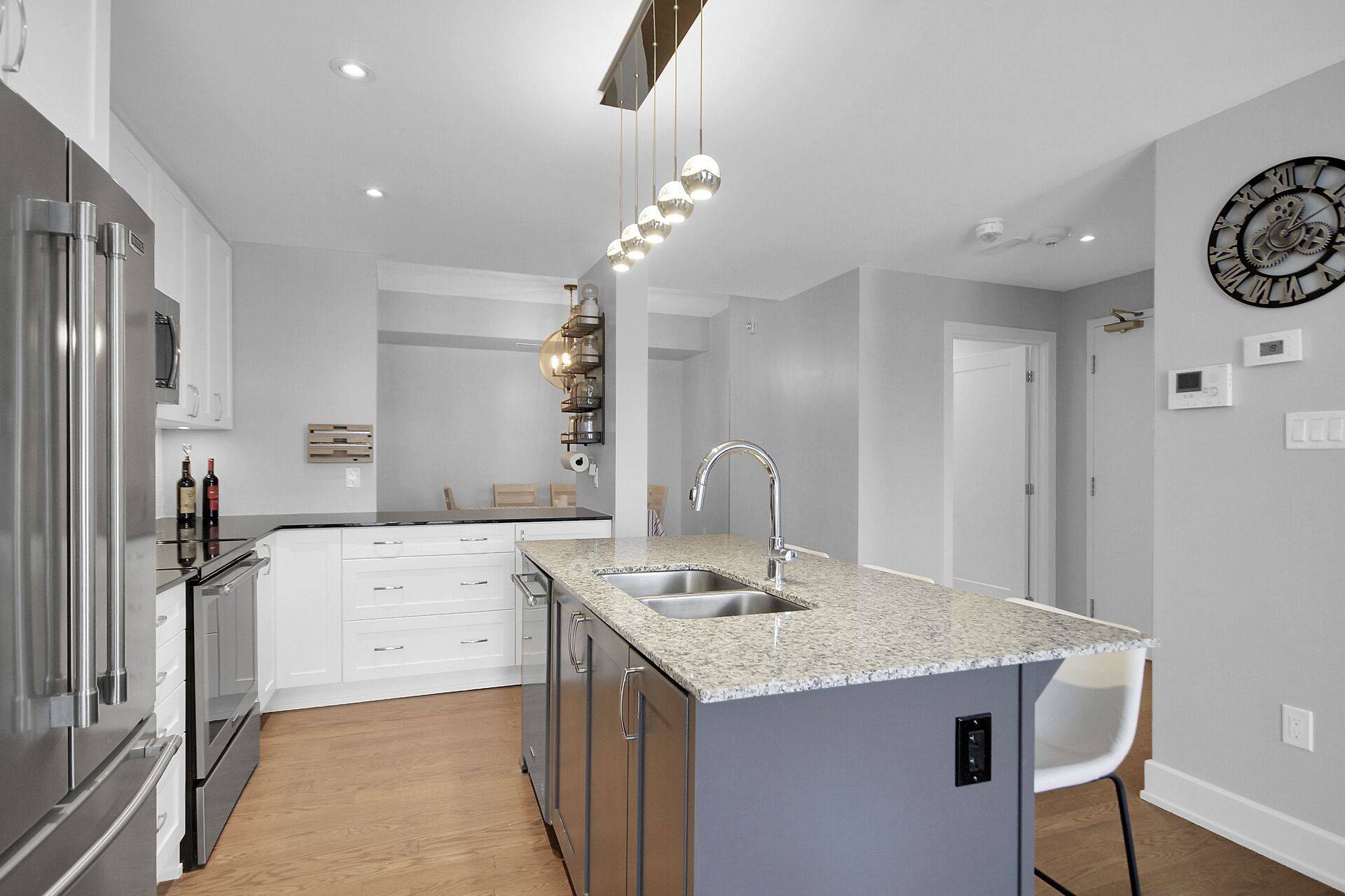 Orleans - Convent Glen And Area, ON K1W 0K6,345 ELIZABETH COSGROVE Private #301