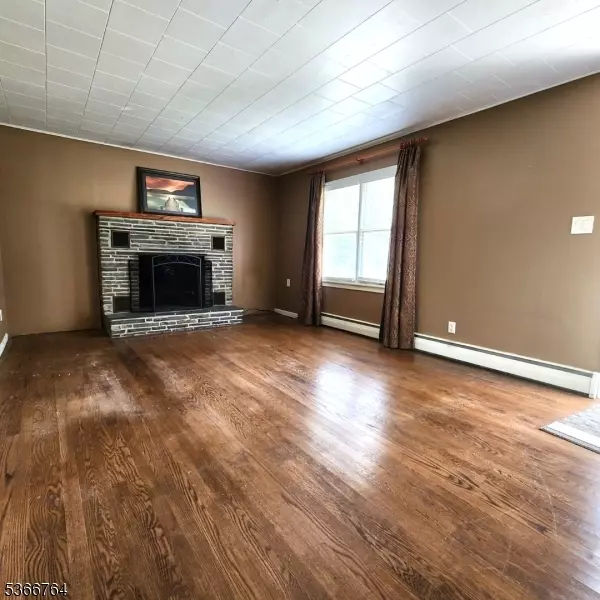 Branchville Boro, NJ 07826,8 Mattison Ave